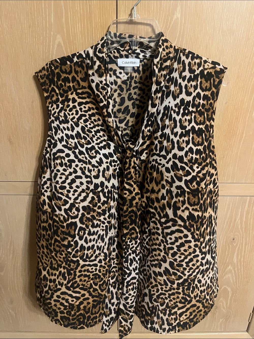 Calvin Klein Women's Leopard Print Sleeveless Blouse - Brown/Black